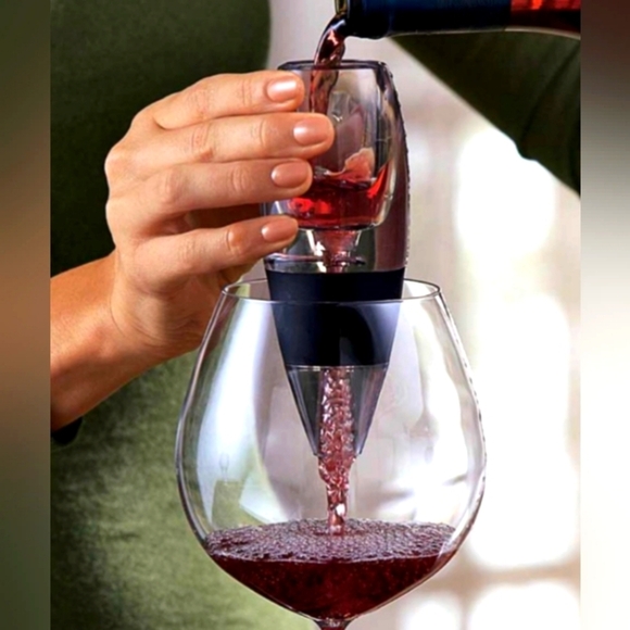 Vinturi Red Wine Aerator Single - Picture 1 of 10